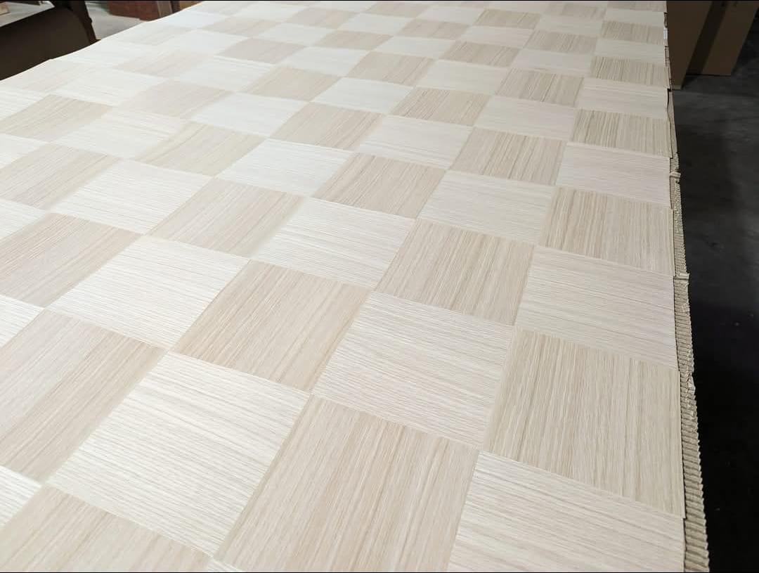 Rift white oak parquet wall covering with a geometric pattern
