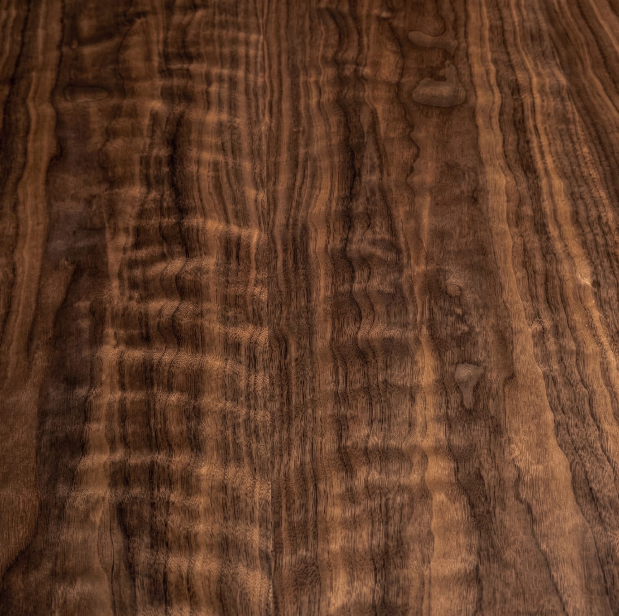 Walnut veneer